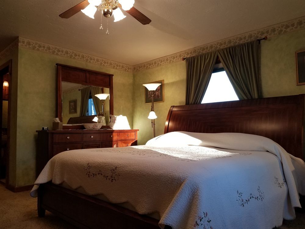 Denali Touch Of Wilderness B&B Healy Bagian luar foto