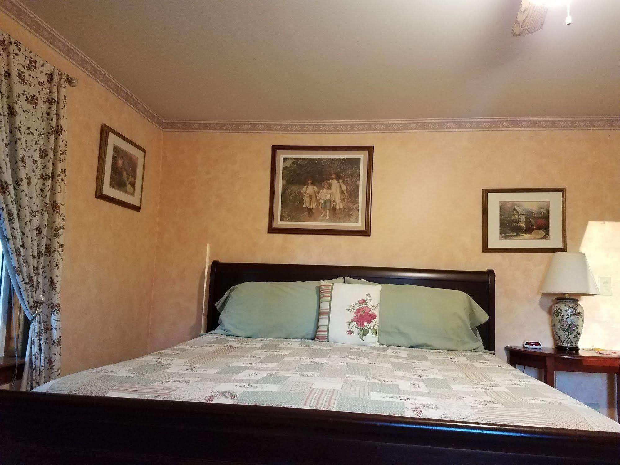 Denali Touch Of Wilderness B&B Healy Bagian luar foto