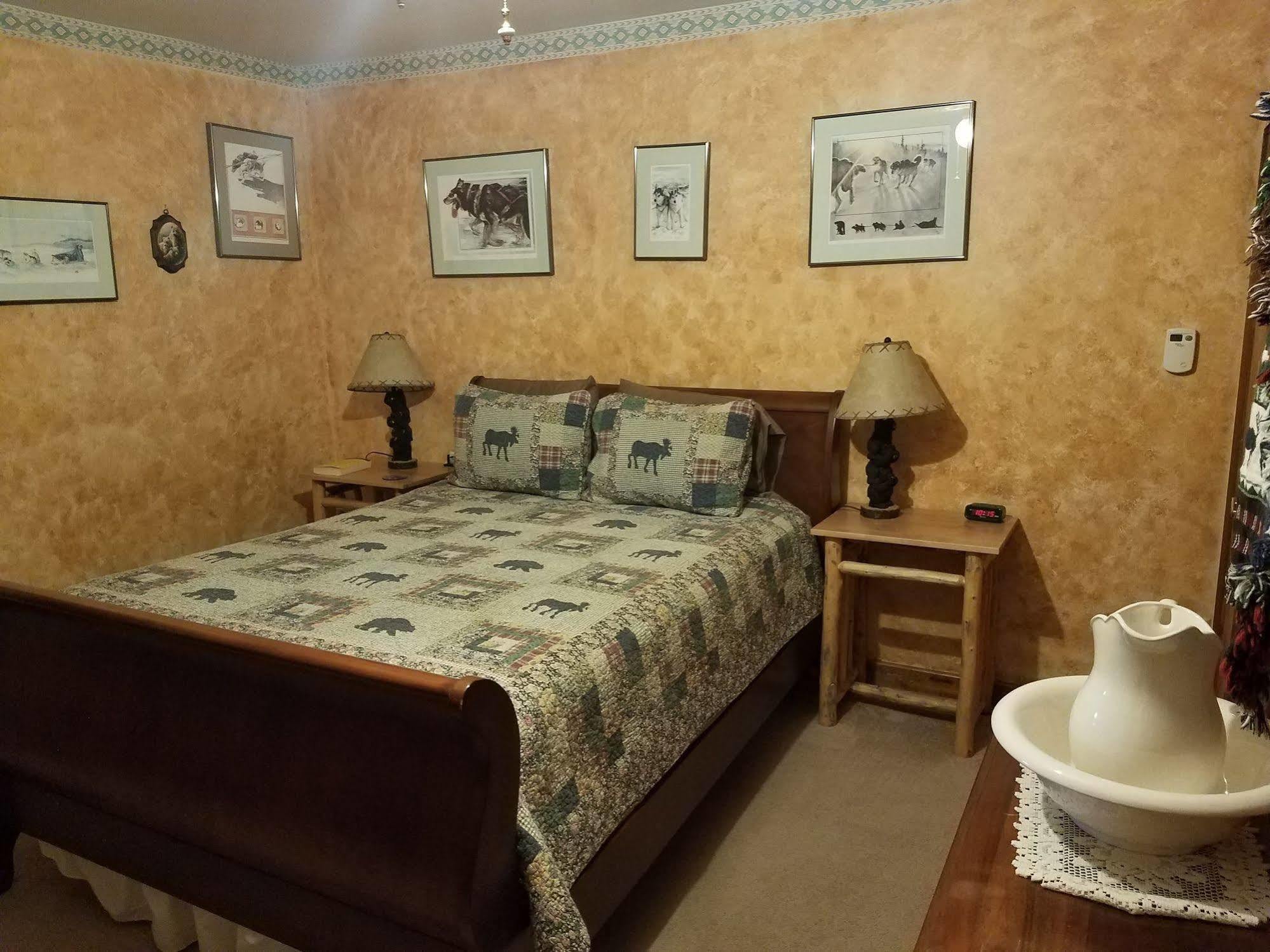 Denali Touch Of Wilderness B&B Healy Bagian luar foto