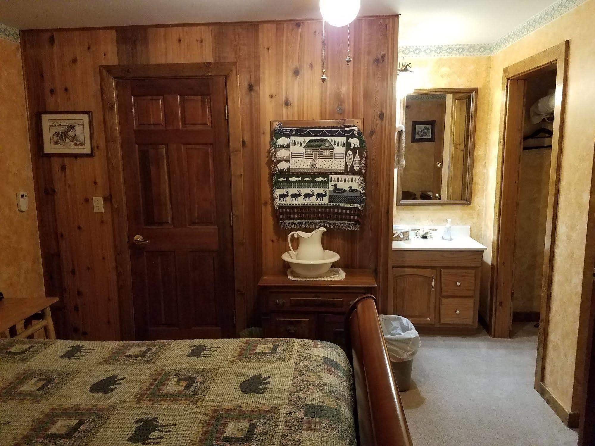 Denali Touch Of Wilderness B&B Healy Bagian luar foto